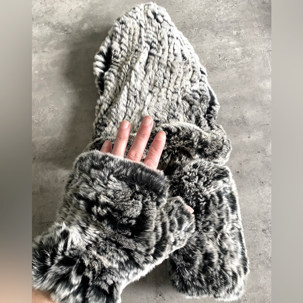 Matching gloves and hat 100% rex rabbit fur